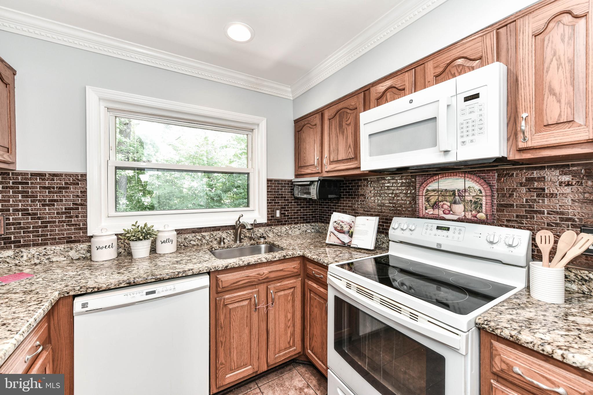 2194 Cartwright Place Reston, VA 20191 - Photo 13 of 51 Gallery Image 13