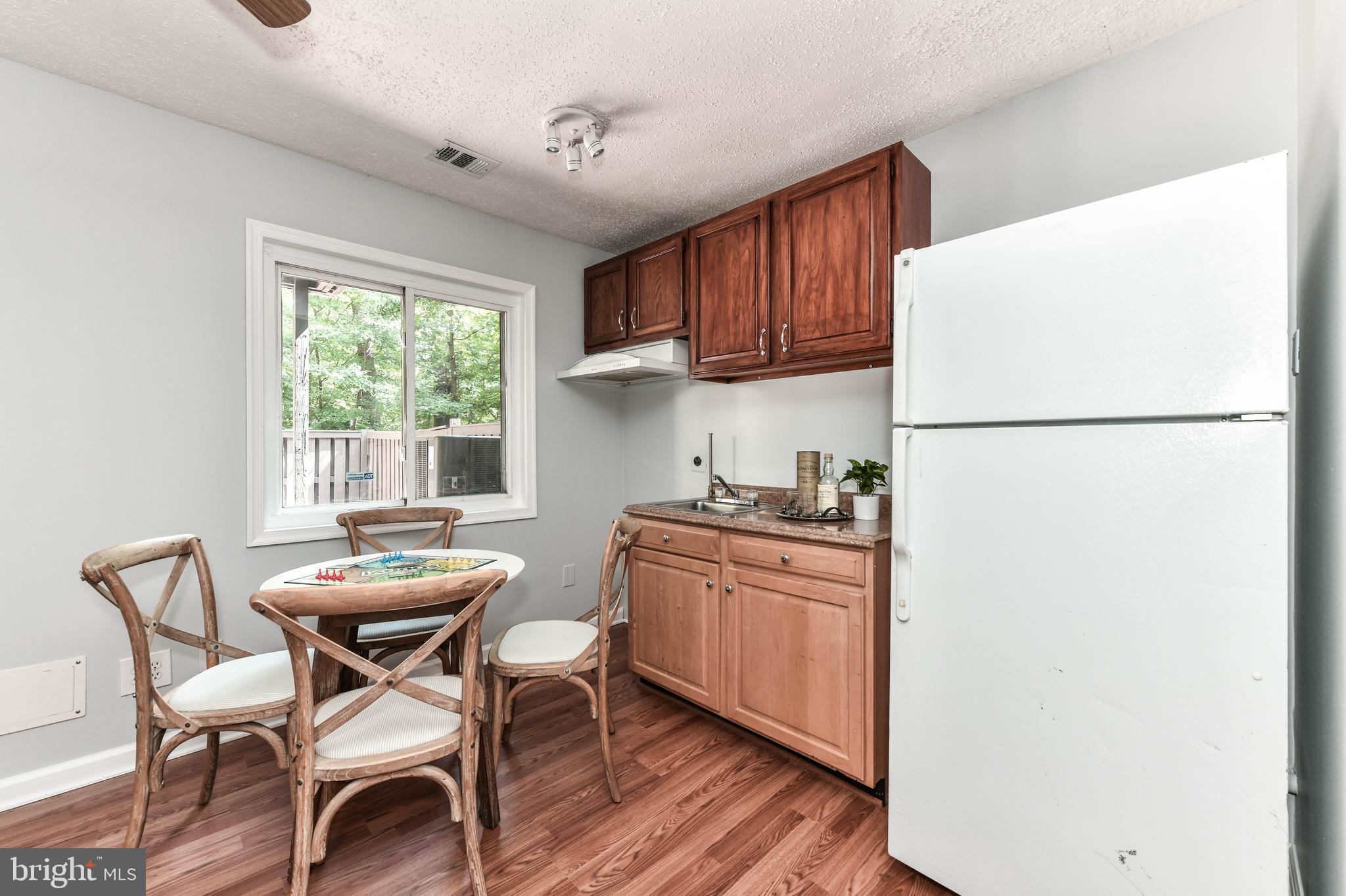2194 Cartwright Place Reston, VA 20191 - Photo 29 of 51 Gallery Image 29