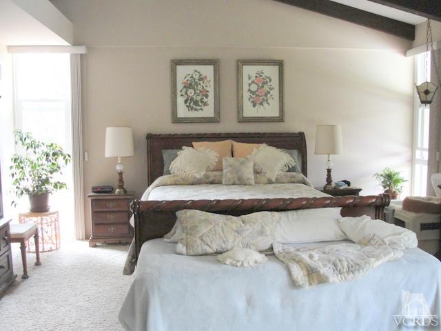 522 Avocado Place Camarillo, CA 93010 - Photo 15 of 30 a bedroom with a bed and a painting on the wall