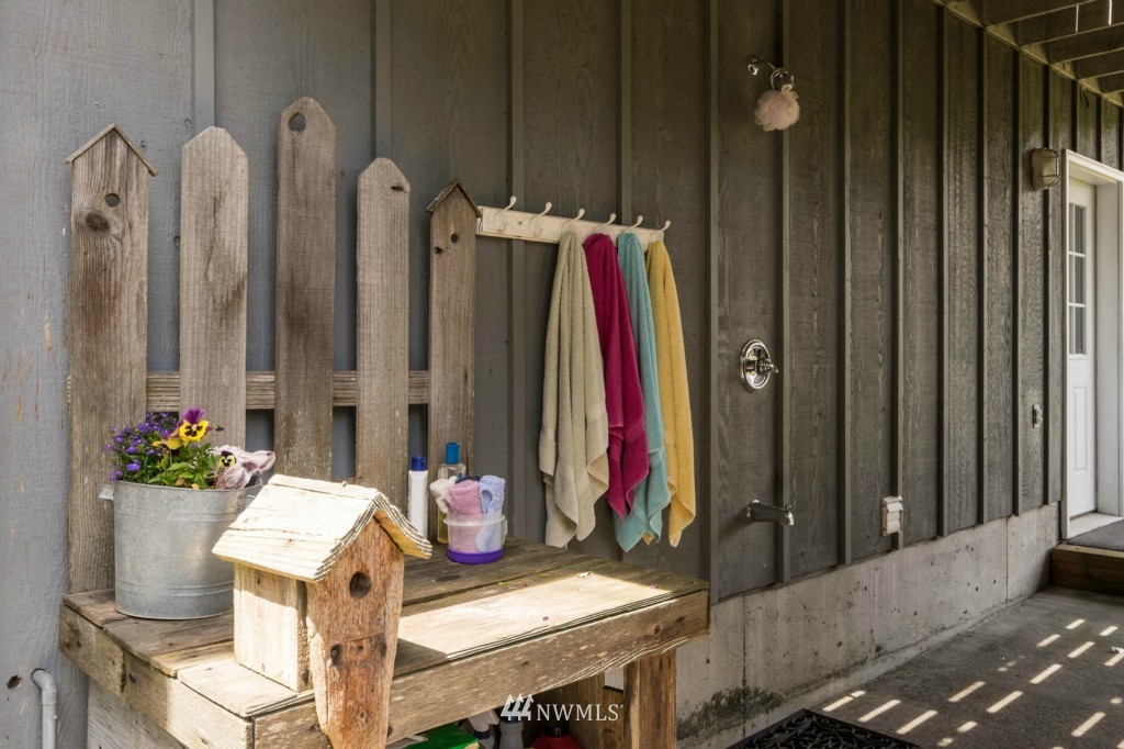 679 Mackaye Harbor Road Lopez Island, WA 98261 - Photo 21 of 24