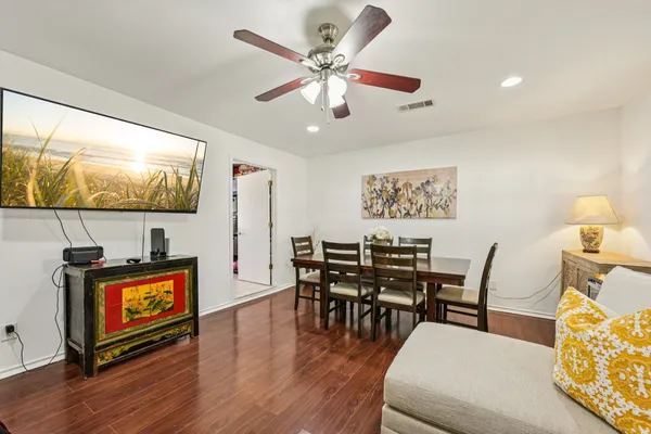 $370,000 | 9631 Carousel Lane, Houston, TX 77080