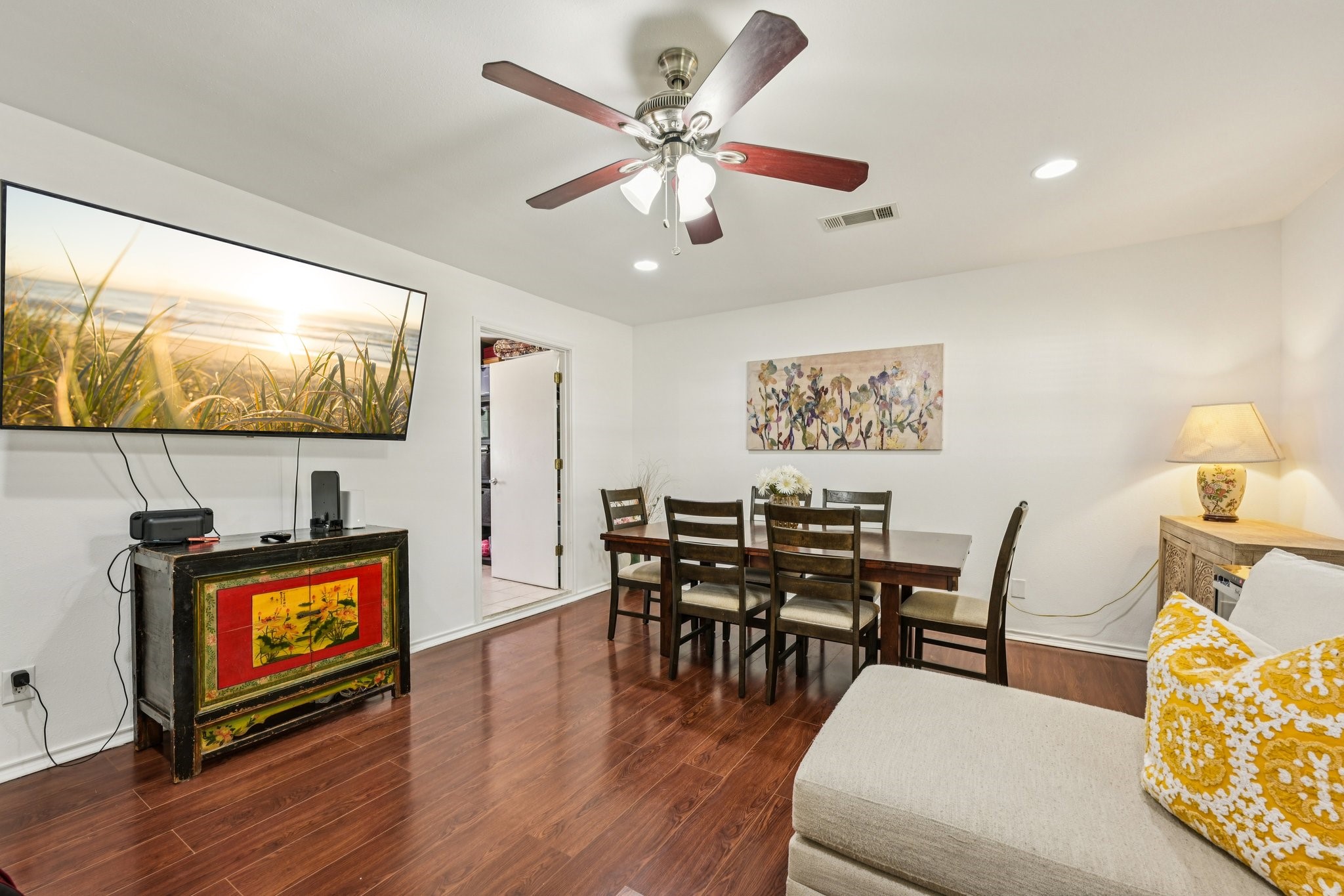 9631 Carousel Lane Houston, TX 77080 - Photo 13 of 28