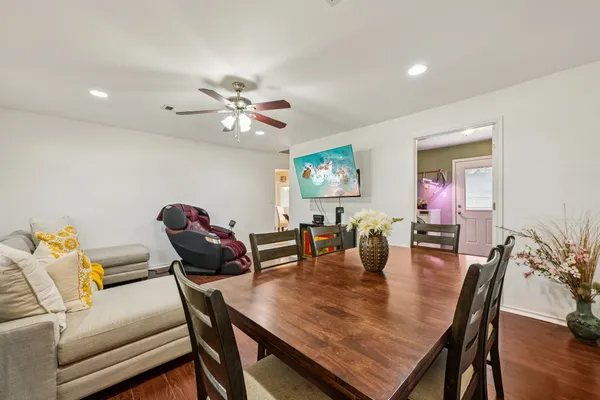$370,000 | 9631 Carousel Lane, Houston, TX 77080