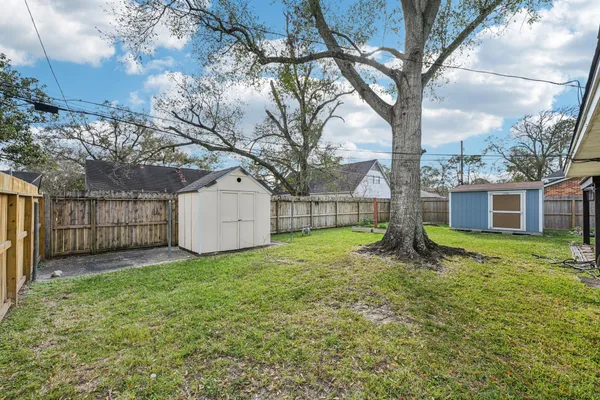 $370,000 | 9631 Carousel Lane, Houston, TX 77080