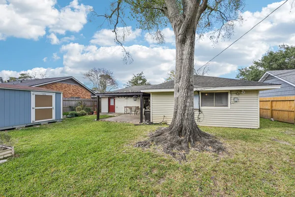 $370,000 | 9631 Carousel Lane, Houston, TX 77080