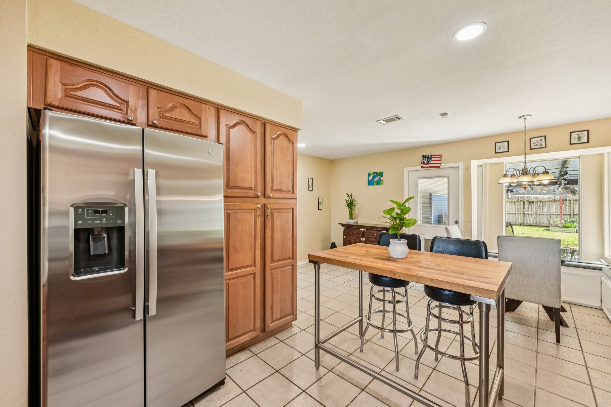 9631 Carousel Lane Houston, TX 77080 - Photo 9 of 28