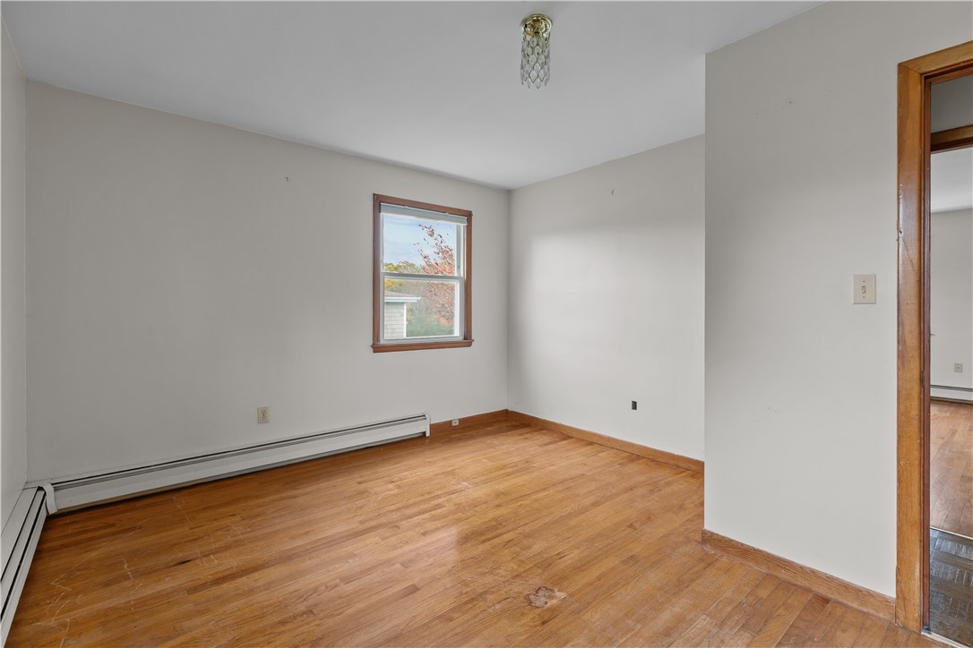 75 Montgomery Street Tiverton, RI 02878 - Photo 25 of 49