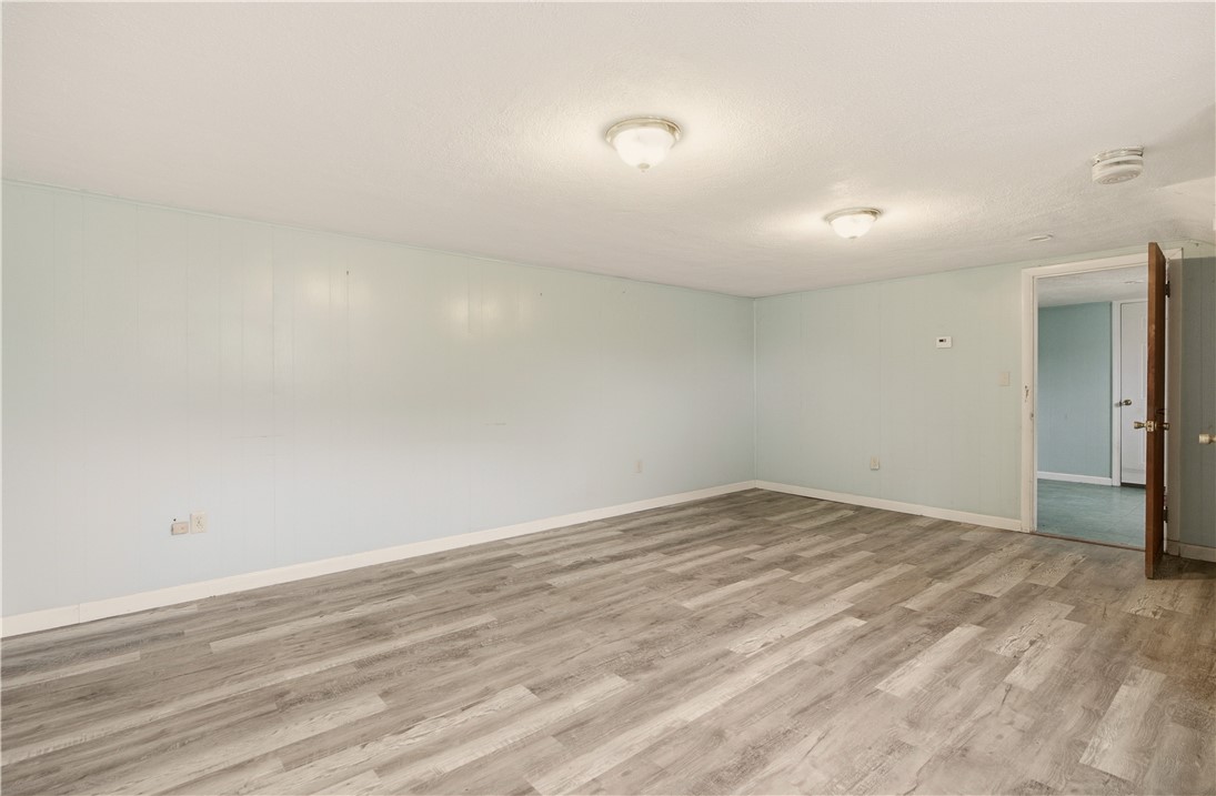 75 Montgomery Street Tiverton, RI 02878 - Photo 39 of 49