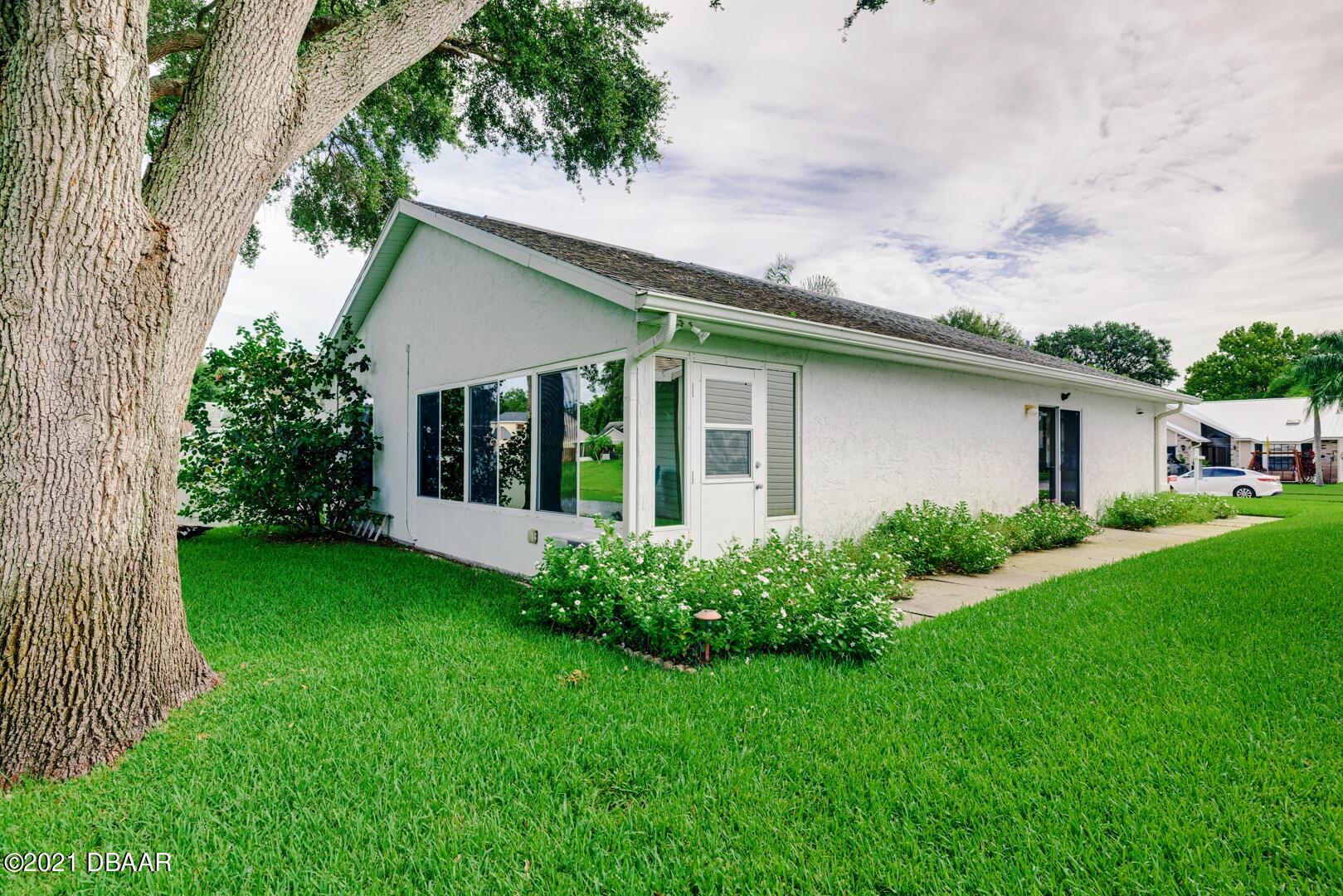 980 Deer Springs Road Port Orange, FL 32129 - Photo 19 of 22 980 DEER SPRINGS ROAD backyard