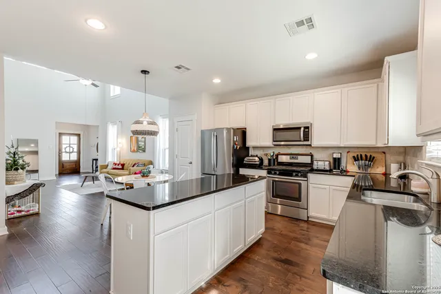 $294,500 | 5230 Nature Path, Marion, TX 78124