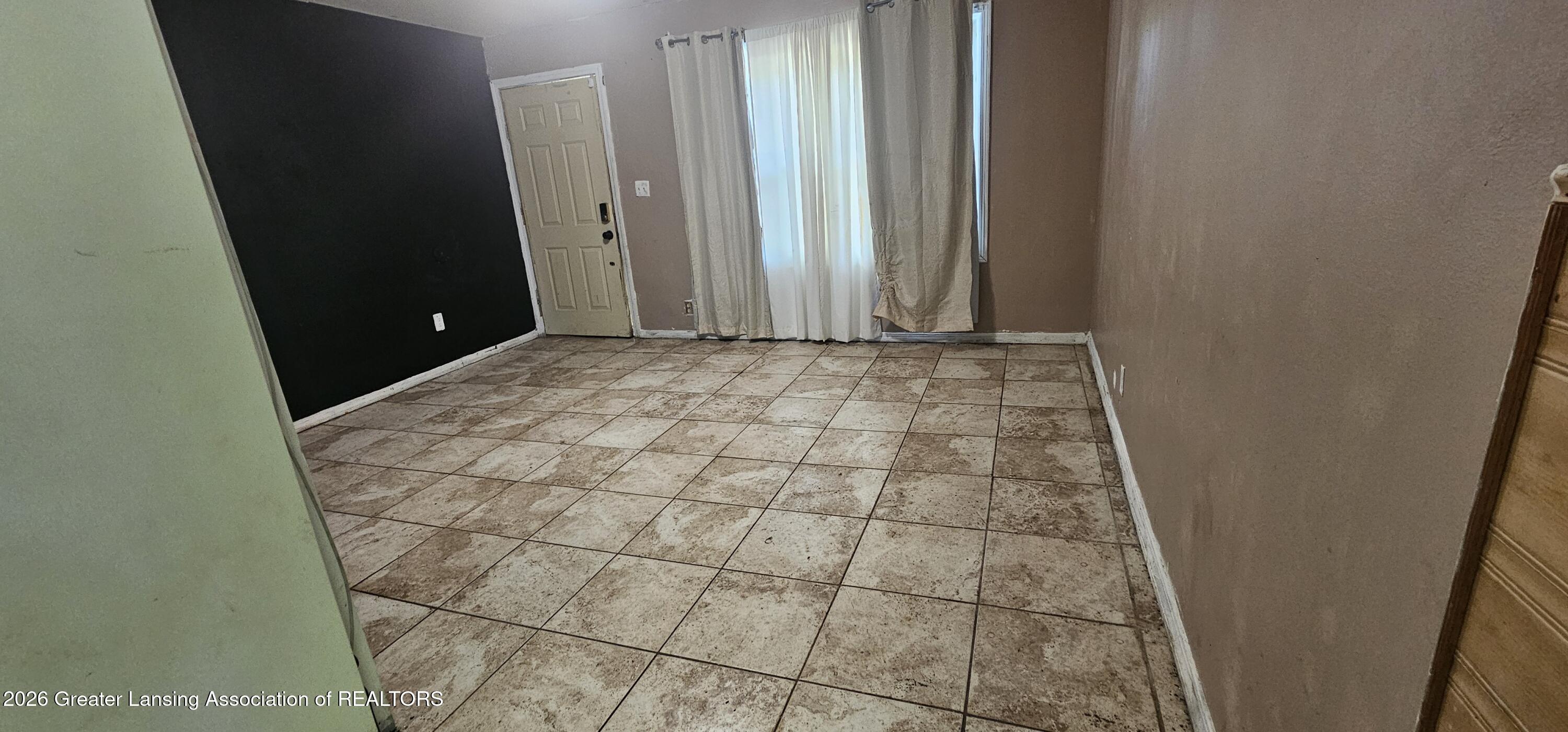 3921 Ingham Street Lansing, MI 48911 - Photo 5 of 11 20260701_140752