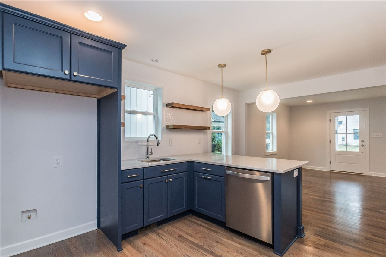 915 Elm Street Raleigh, NC 27604 - Photo 9 of 25 Photo 9