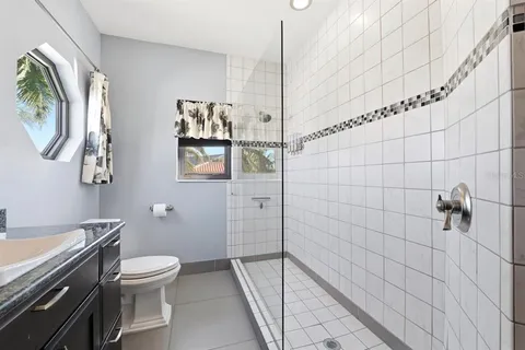 $1,437,600 | 648 Santa Maria Drive, Tierra Verde, FL 33715