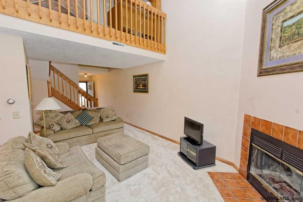 77 Harvard Road Colonie, NY 12189 - Photo 3 of 25 Photo 3