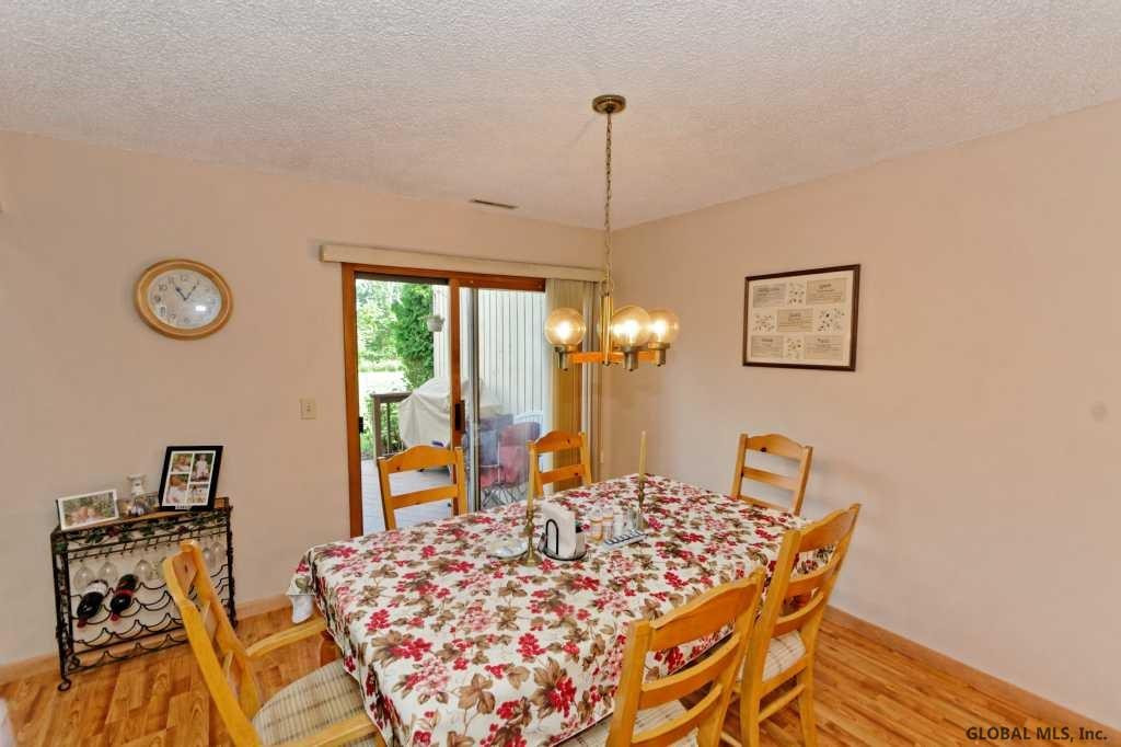 77 Harvard Road Colonie, NY 12189 - Photo 7 of 25 Photo 7
