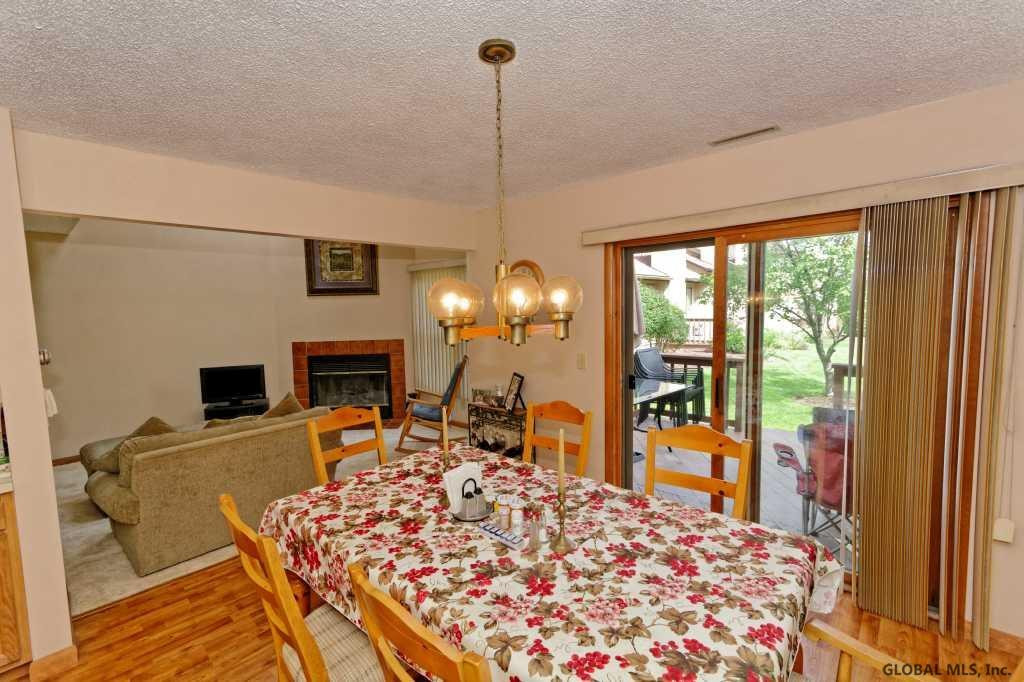77 Harvard Road Colonie, NY 12189 - Photo 8 of 25 Photo 8