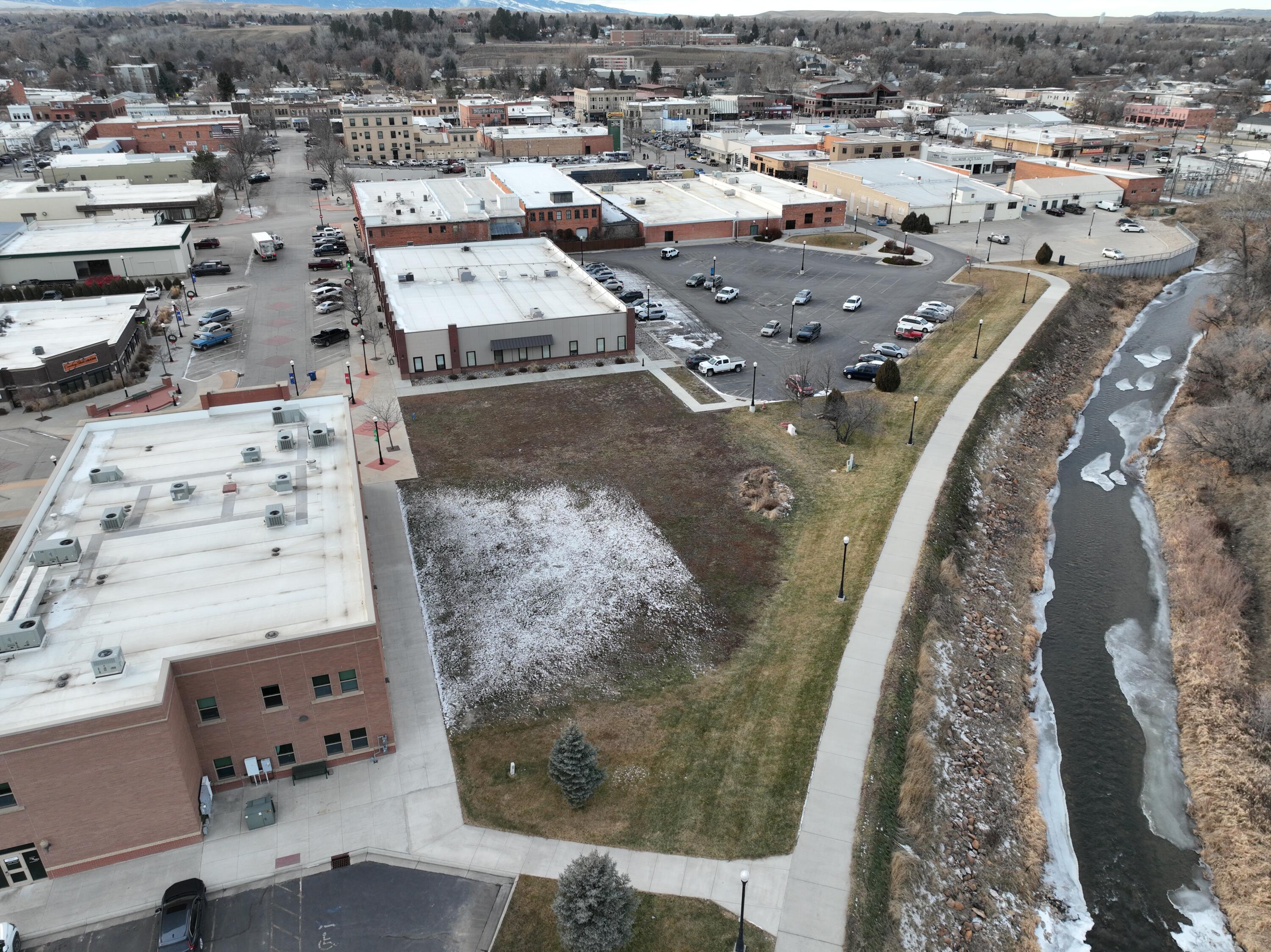 287 East Grinnell St  