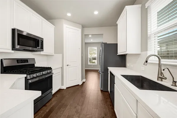 $2,300 | 8458 Harrington Grv Trail, Richmond, TX 77407