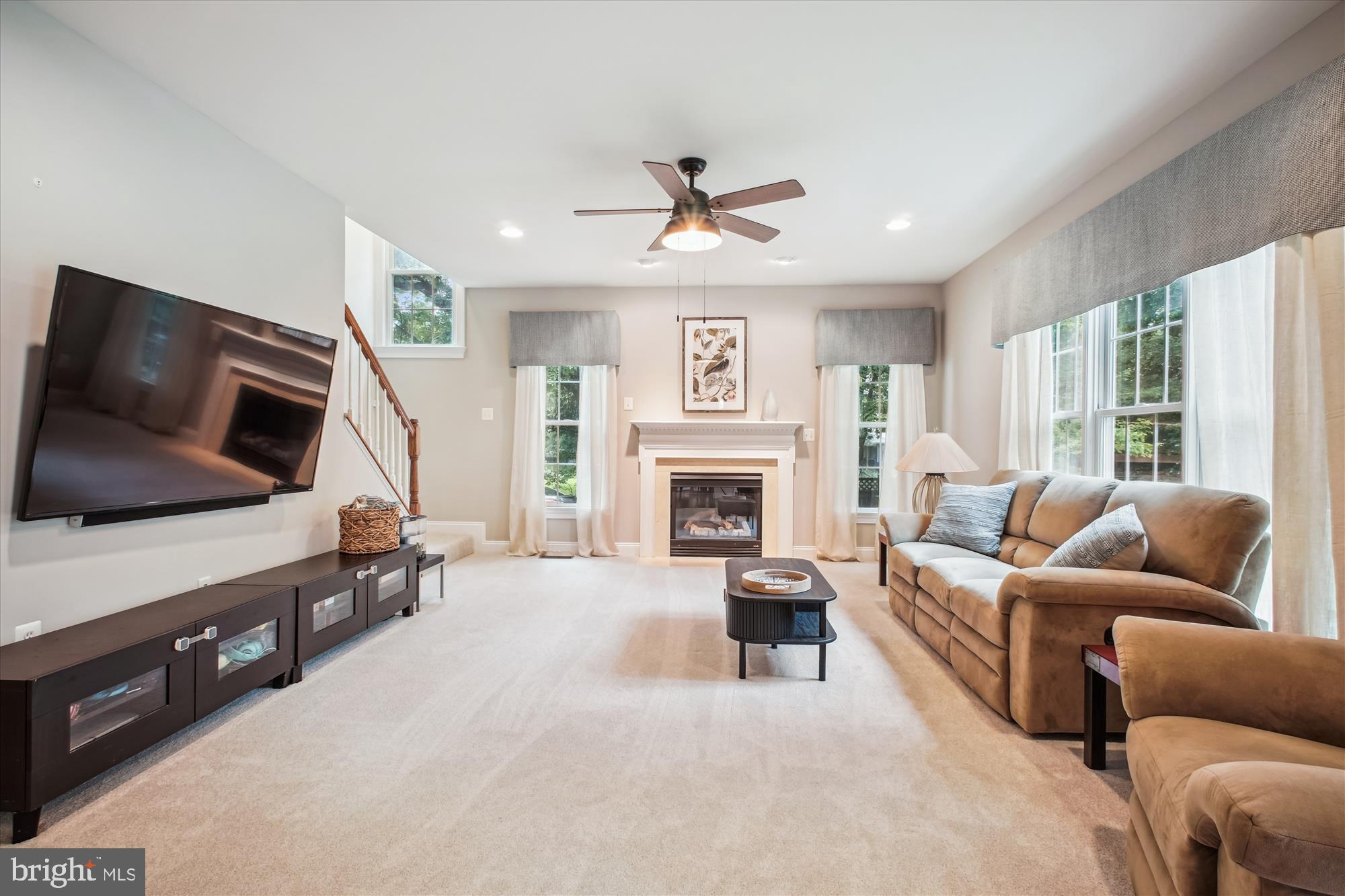 9745 Vale Road Vienna, VA 22181 - Photo 22 of 89 family rm with gas fireplace