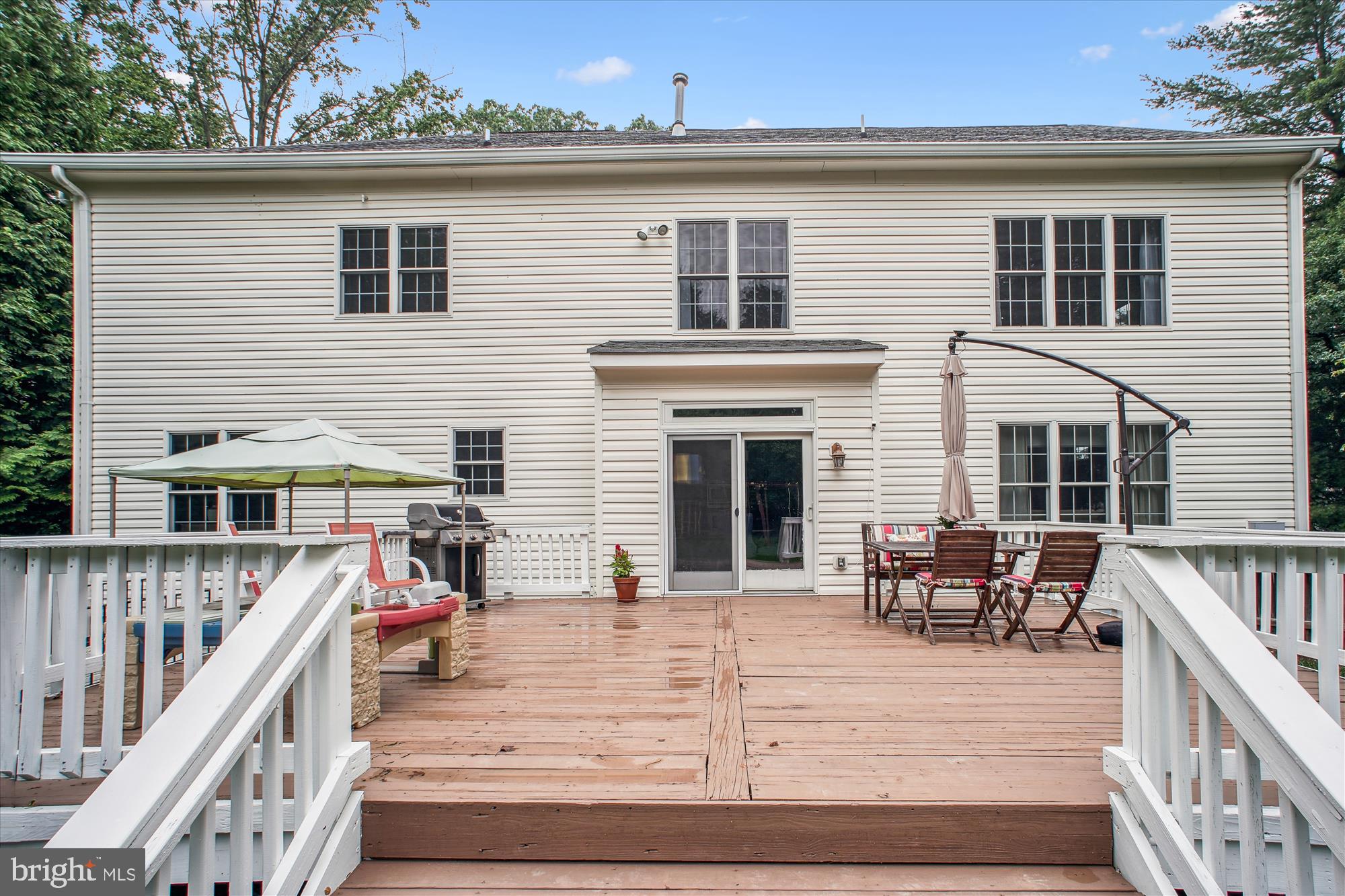 9745 Vale Road Vienna, VA 22181 - Photo 27 of 89 deck off kitchen