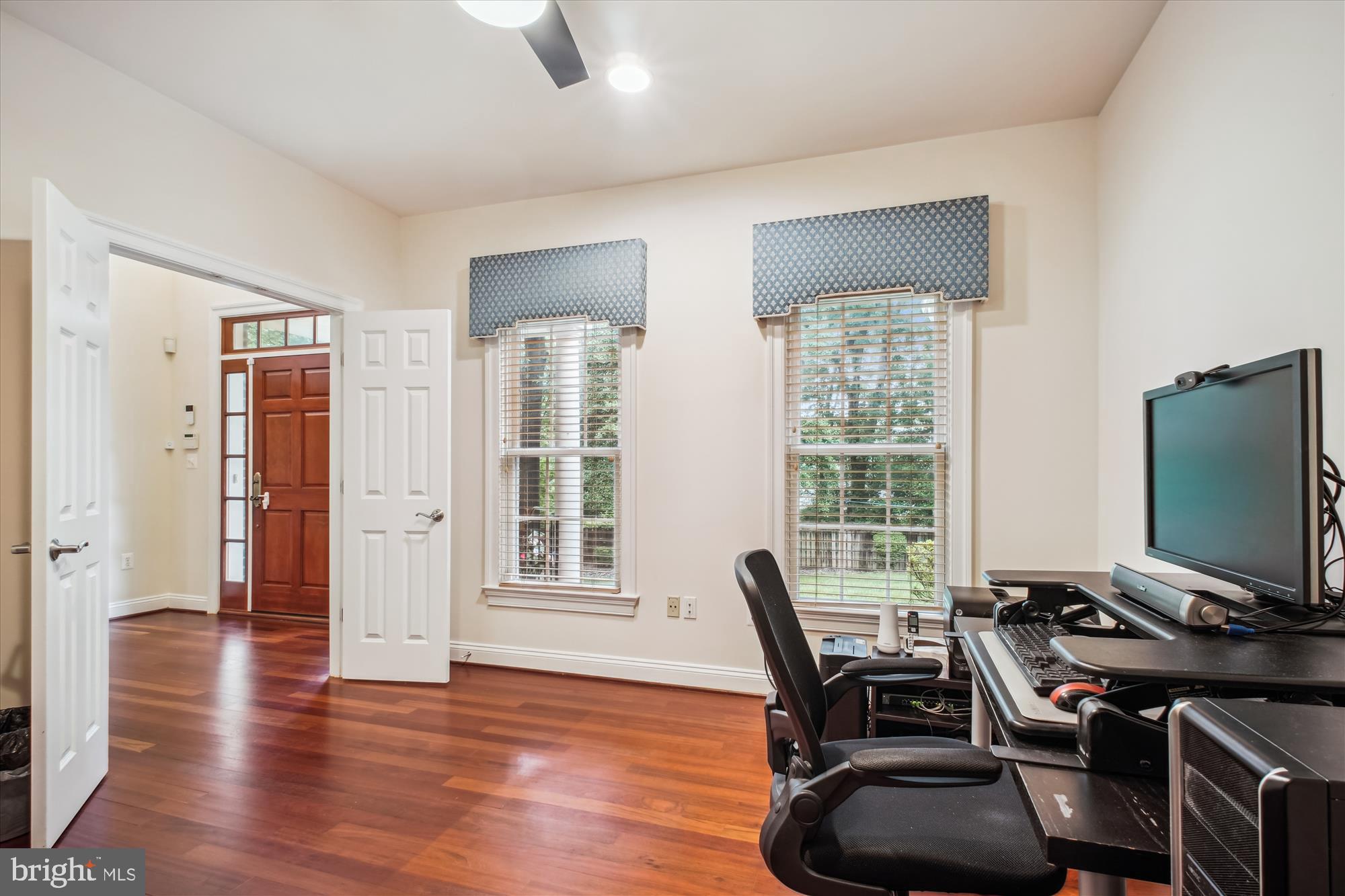9745 Vale Road Vienna, VA 22181 - Photo 35 of 89 first floor office
