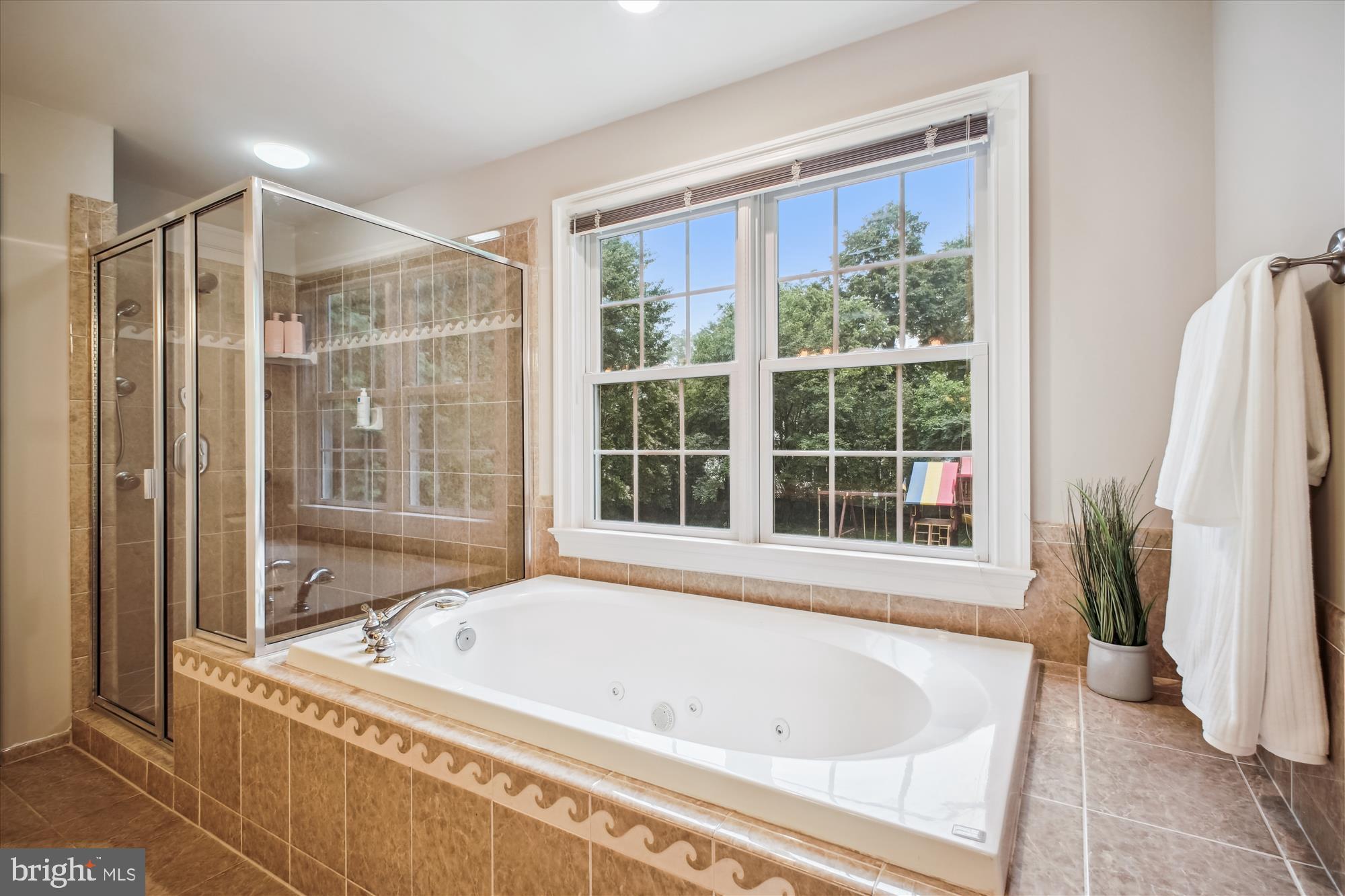 9745 Vale Road Vienna, VA 22181 - Photo 55 of 89 primary bath