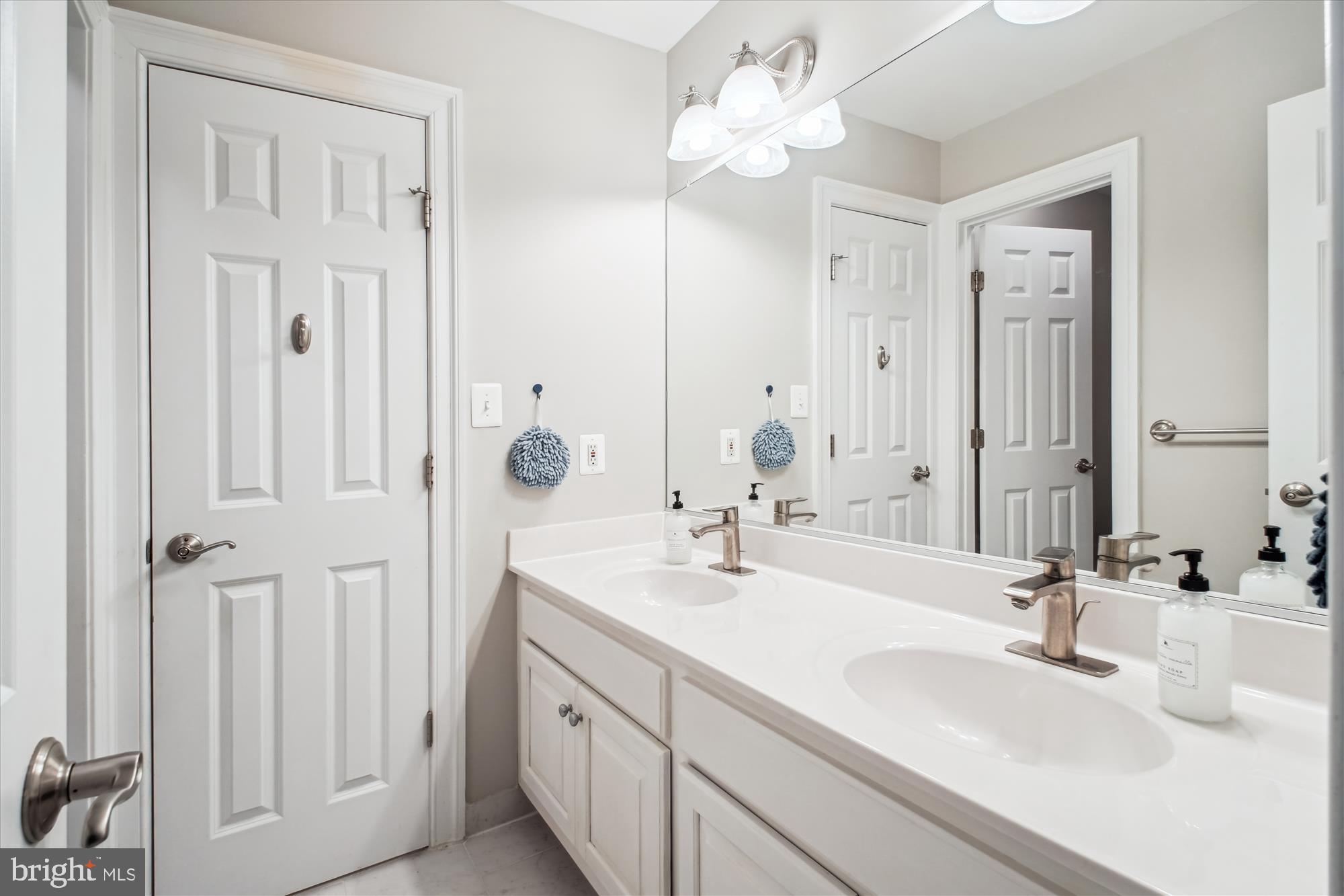 9745 Vale Road Vienna, VA 22181 - Photo 58 of 89 Shared Bath