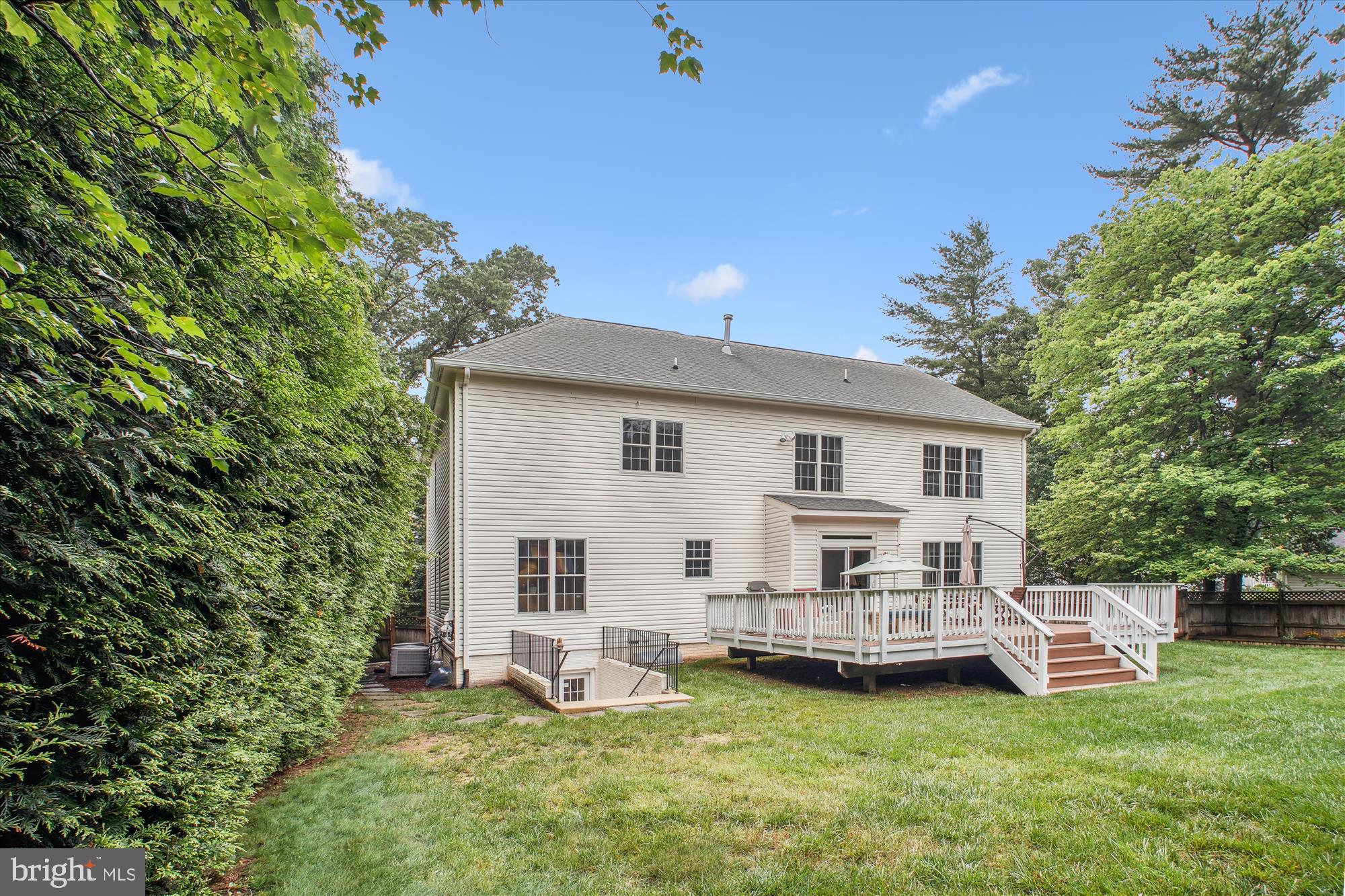 9745 Vale Road Vienna, VA 22181 - Photo 61 of 89 Back