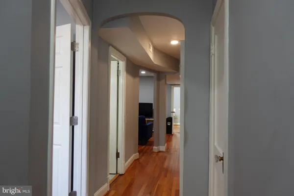 $1,950 | 1228 18th Street Northeast, Washington, DC 20002