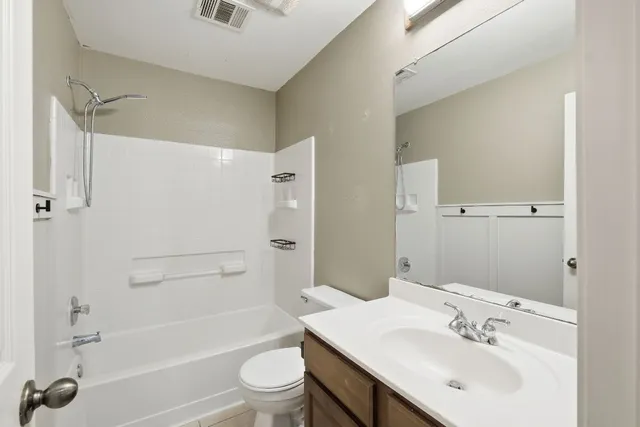 $2,200 | 606 Fairmont Drive, Georgetown, TX 78628