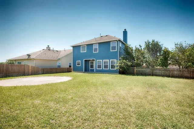 $2,200 | 606 Fairmont Drive, Georgetown, TX 78628