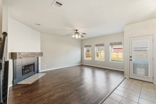 $2,200 | 606 Fairmont Drive, Georgetown, TX 78628