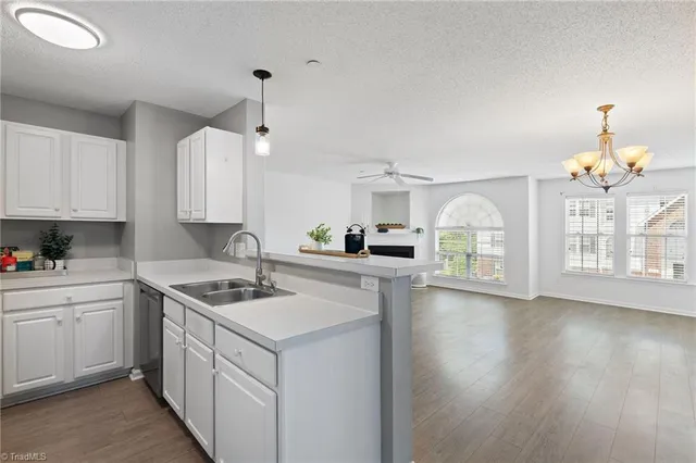 $169,900 | 4290 Cedarcroft Court, Unit 2A, Greensboro, NC 27409