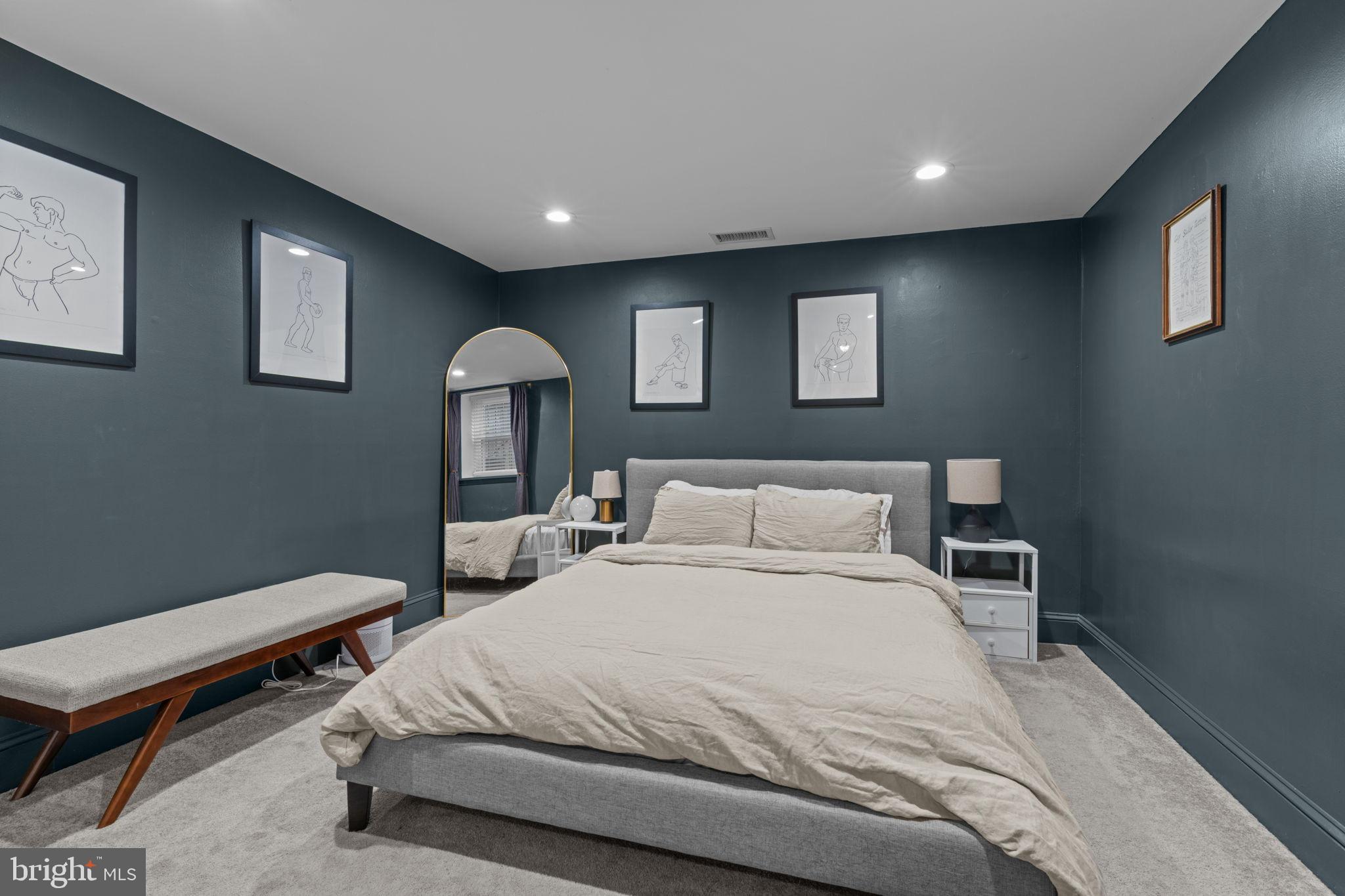 1714 Wallace Street, Unit 2 Philadelphia, PA 19130 - Photo 18 of 25