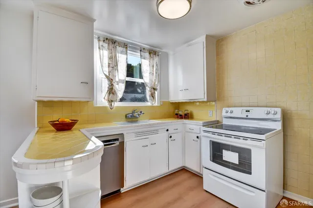 $998,000 | 19 Robinson Drive, San Francisco, CA 94112