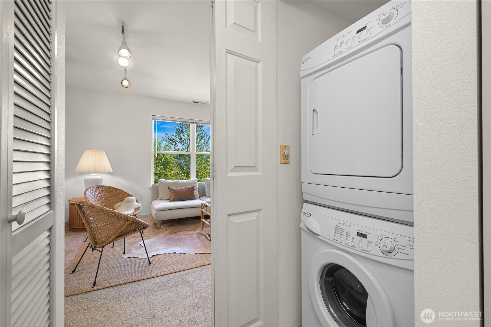808 20th, Unit 208 Bellingham, WA 98225 - Photo 13 of 28
