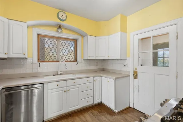 $299,000 | 72 Bellerive Acres, St. Louis, MO 63121