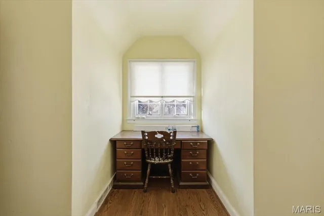 $299,000 | 72 Bellerive Acres, St. Louis, MO 63121