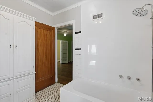 $299,000 | 72 Bellerive Acres, St. Louis, MO 63121