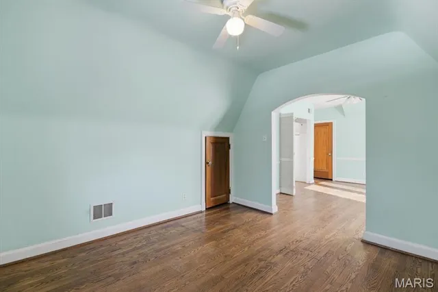 $299,000 | 72 Bellerive Acres, St. Louis, MO 63121