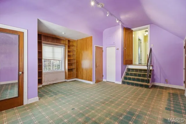 $299,000 | 72 Bellerive Acres, St. Louis, MO 63121