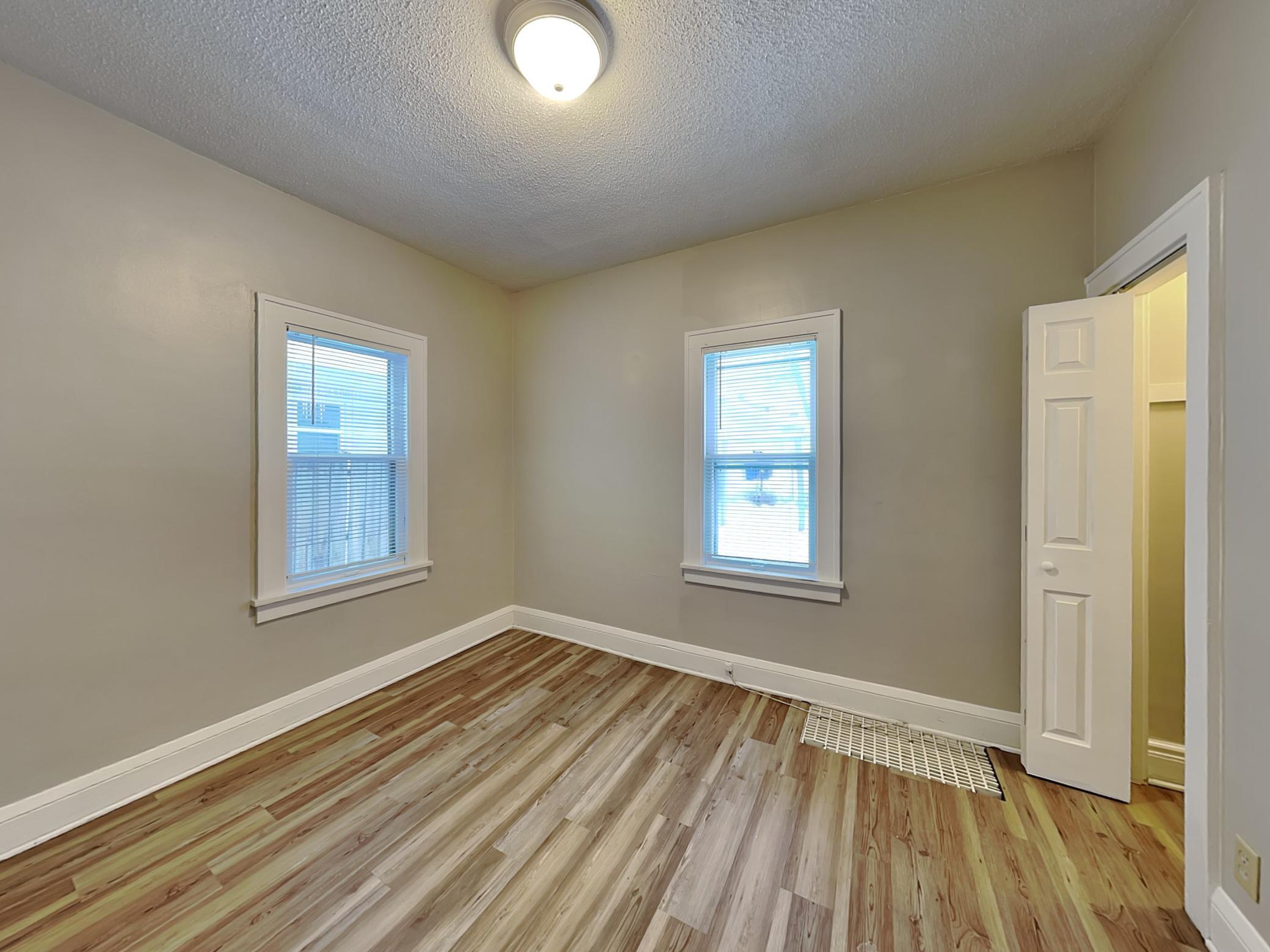 1856 Clear Avenue East St. Paul, MN 55119 - Photo 9 of 17