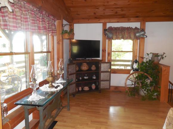 12585 Phillips Road Vevay, IN 47043 - Photo 7 of 24