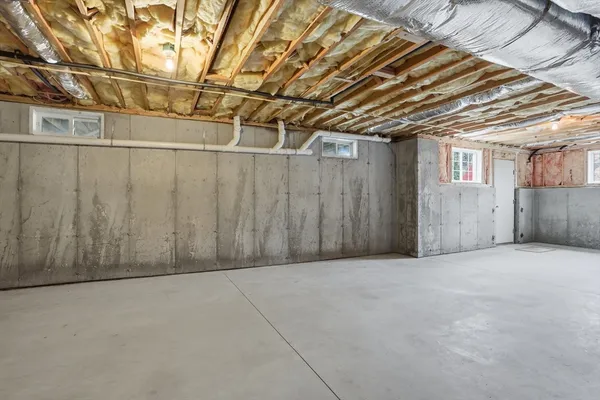 a view of a garage