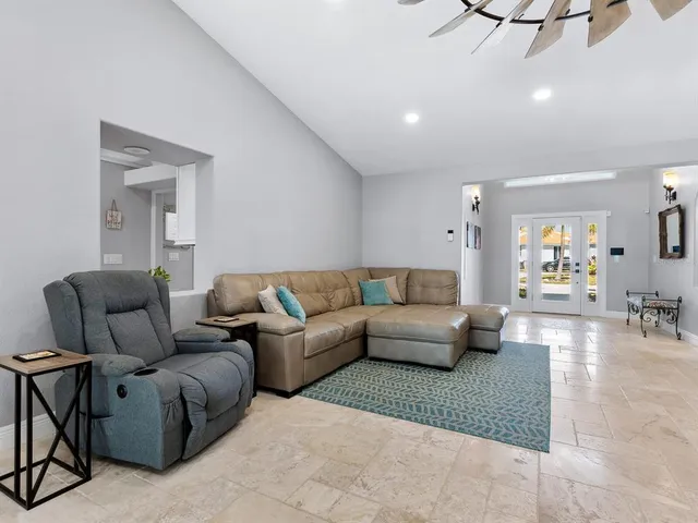 $1,750,000 | 221 Lychee Road, Nokomis, FL 34275