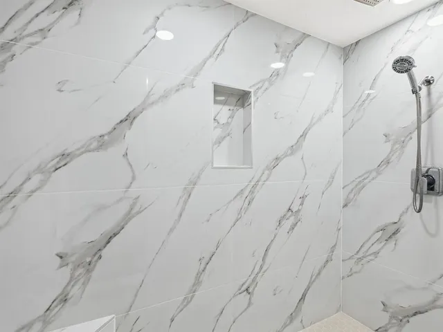 $1,750,000 | 221 Lychee Road, Nokomis, FL 34275