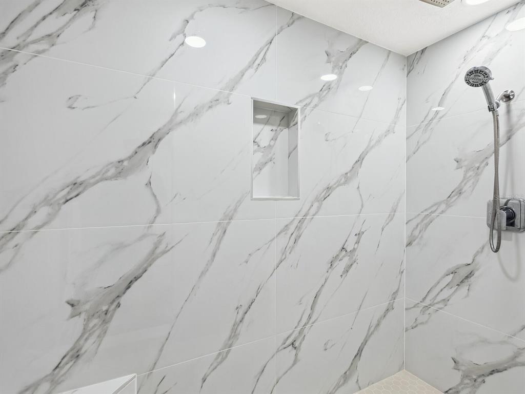 221 Lychee Road Nokomis, FL 34275 - Photo 32 of 73