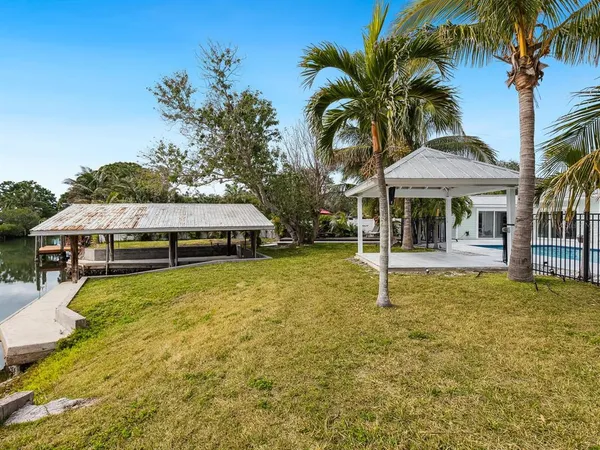 $1,750,000 | 221 Lychee Road, Nokomis, FL 34275