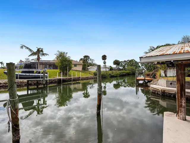 $1,750,000 | 221 Lychee Road, Nokomis, FL 34275
