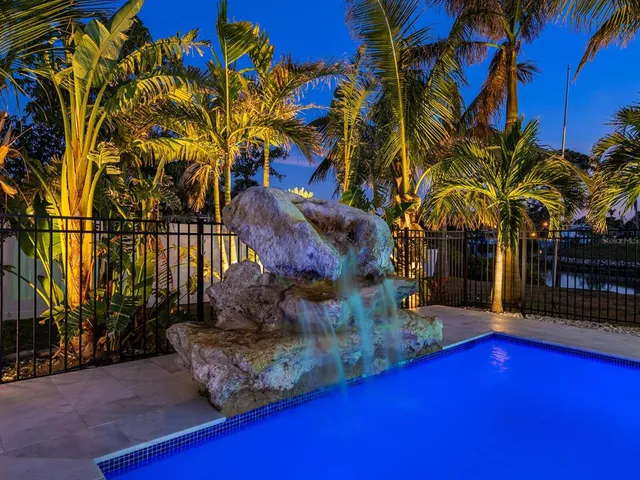 $1,750,000 | 221 Lychee Road, Nokomis, FL 34275